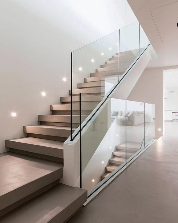 Staircase Glass&Base